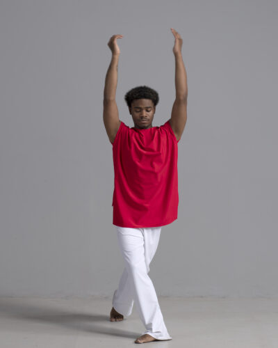 (a) Men's top | red